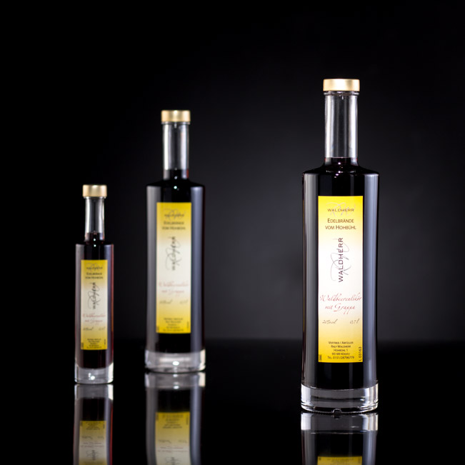 Waldbeerlikör und Grappa